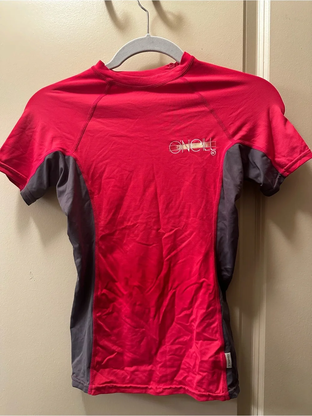 O'Neill Women’s Short Sleeve Rash Guard - Pink/Grey